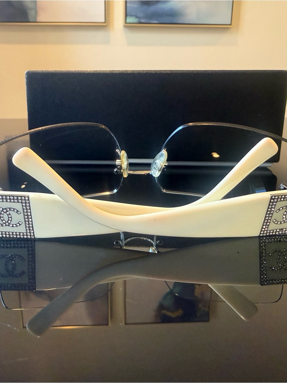 CHANEL Cream and Black Crystal CC Plaque Sunglasses 100% Authentic - Picture 3 of 6
